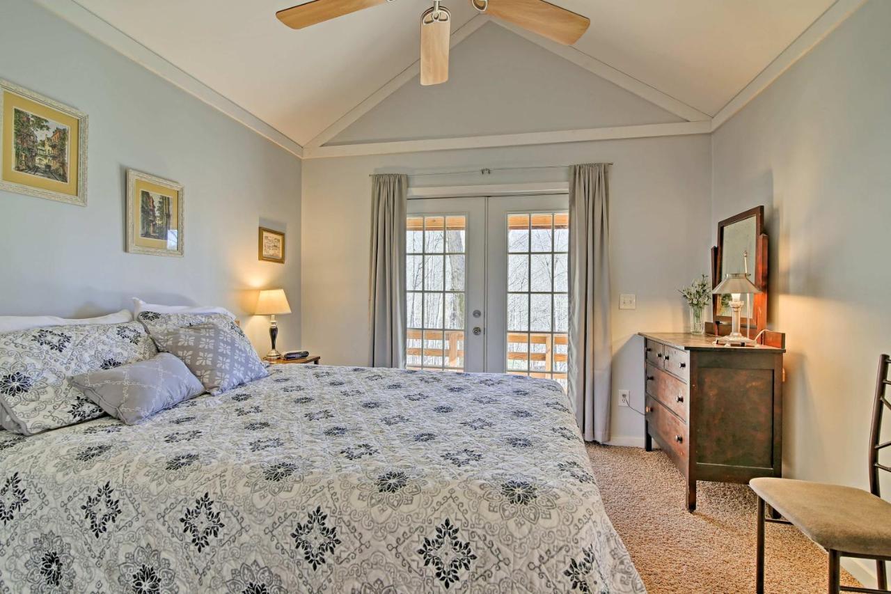 Cozy The Woodshop Cabin With Deck And Forest Views! روبنزفيل المظهر الخارجي الصورة