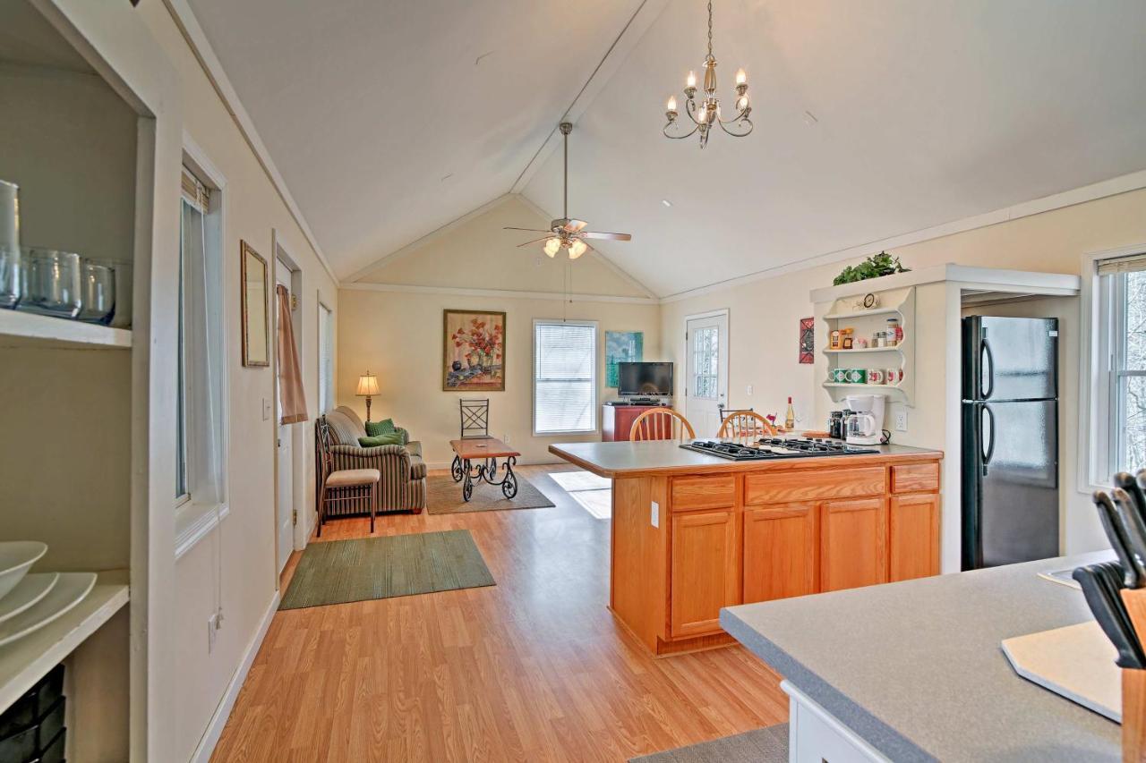 Cozy The Woodshop Cabin With Deck And Forest Views! روبنزفيل المظهر الخارجي الصورة